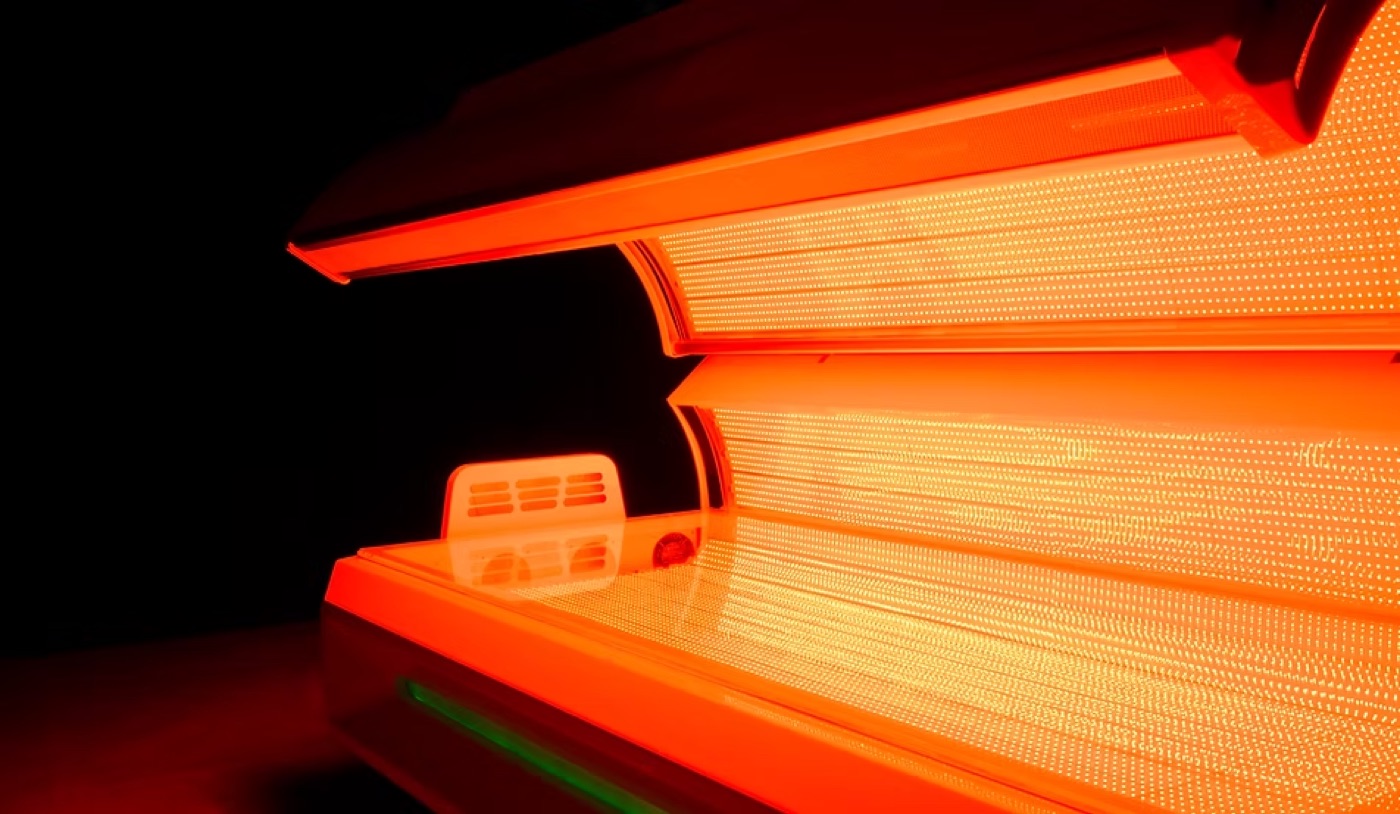 Red light therapy at The Recovery Lounge